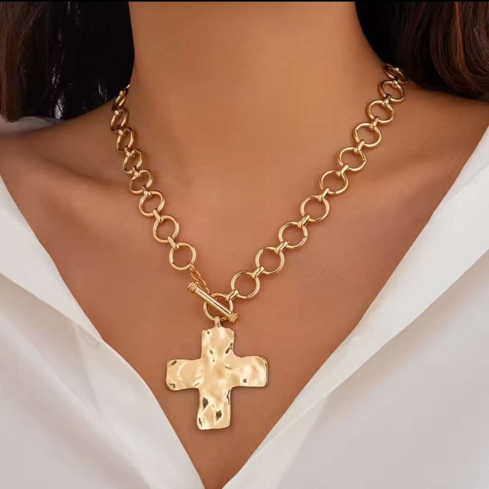 Hammered Gold Cross Pendant With Chain Necklace